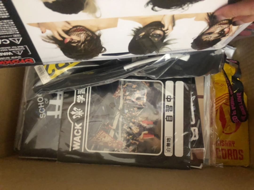 BiSH関連 グッズ・FC関連、初回生産限定盤、サインポスターなど多数