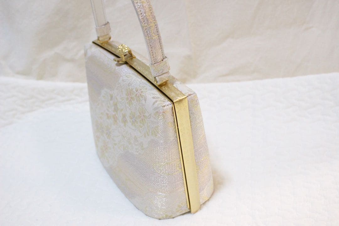 着物　バッグ　草履　紗織