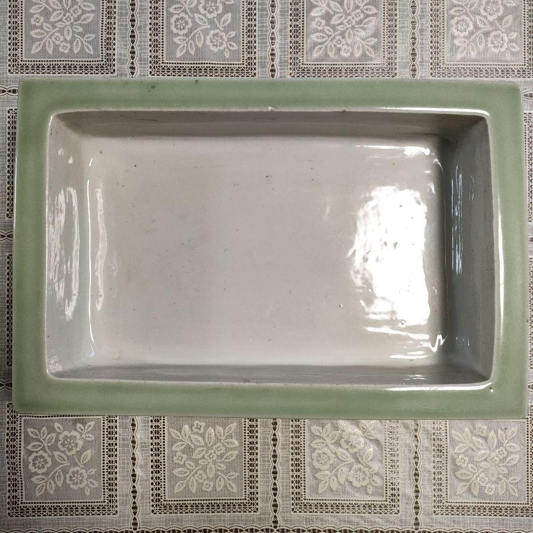 菊花紋様 脚付き長方形青磁水盤 盆栽鉢 陶磁器 美術品・アンティーク