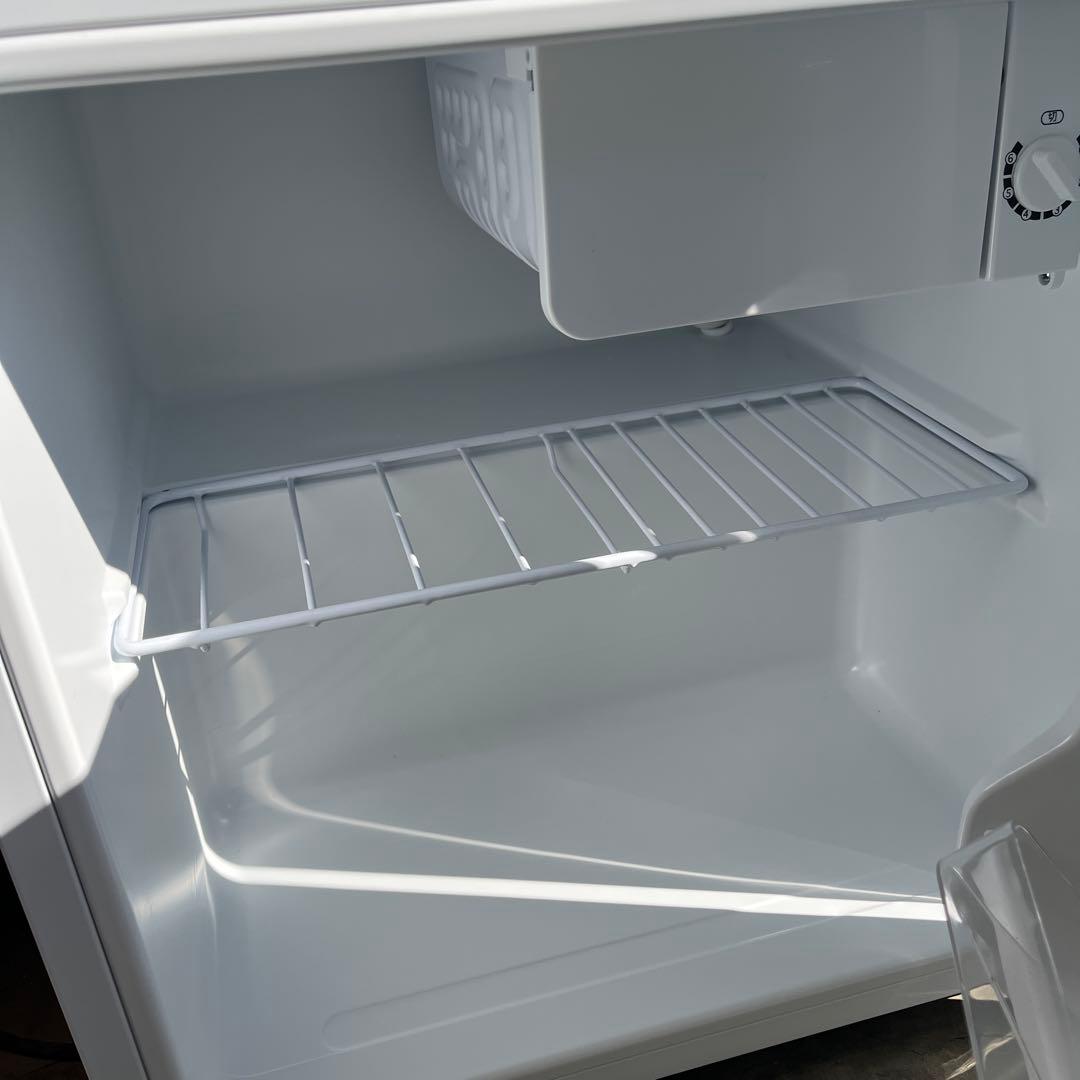 早い者勝ち 美品 2025年製 comfee 45L 冷蔵庫 RCD45WHE