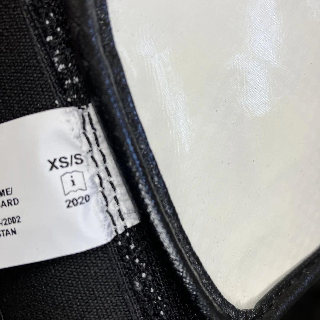 adidas ボクシング ファールプロテクター XS/S 格闘技 値下げ‼️