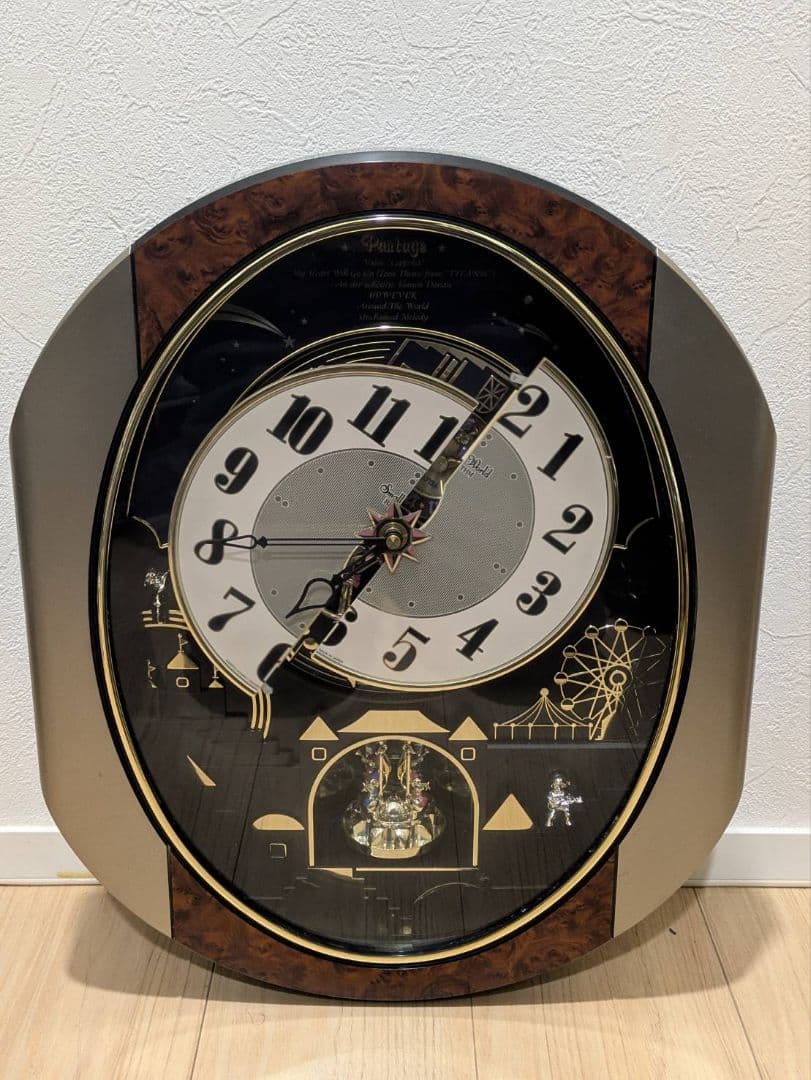 smallworld スモールワールド からくり時計 壁掛け時計　4MH751