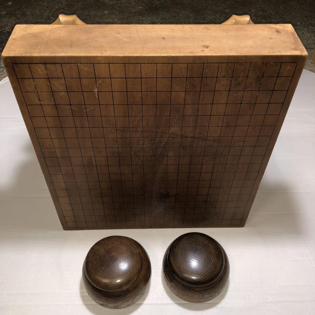 囲碁 碁盤・へそ有り・汚れキズあり、碁石 那智黒 蛤 はまぐり・かけ割れあり、