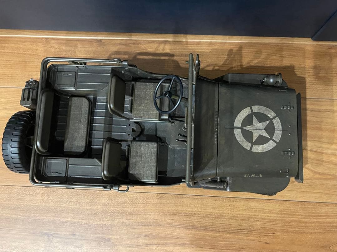 限界値下げウィリスジープ1/10ラジコンc8815ミリタリーウェザリングカスタム