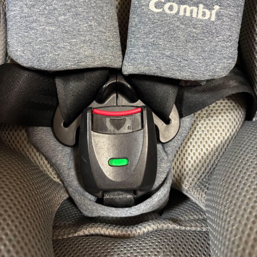 極美品　コンビ　クルムーヴスマート　シンプライト　ISOFIX チャイルドシート