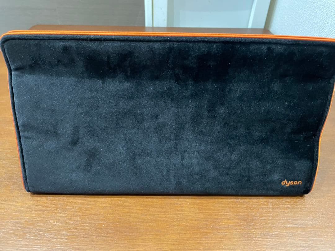 ヘアドライヤー Dyson Airwrap Complete