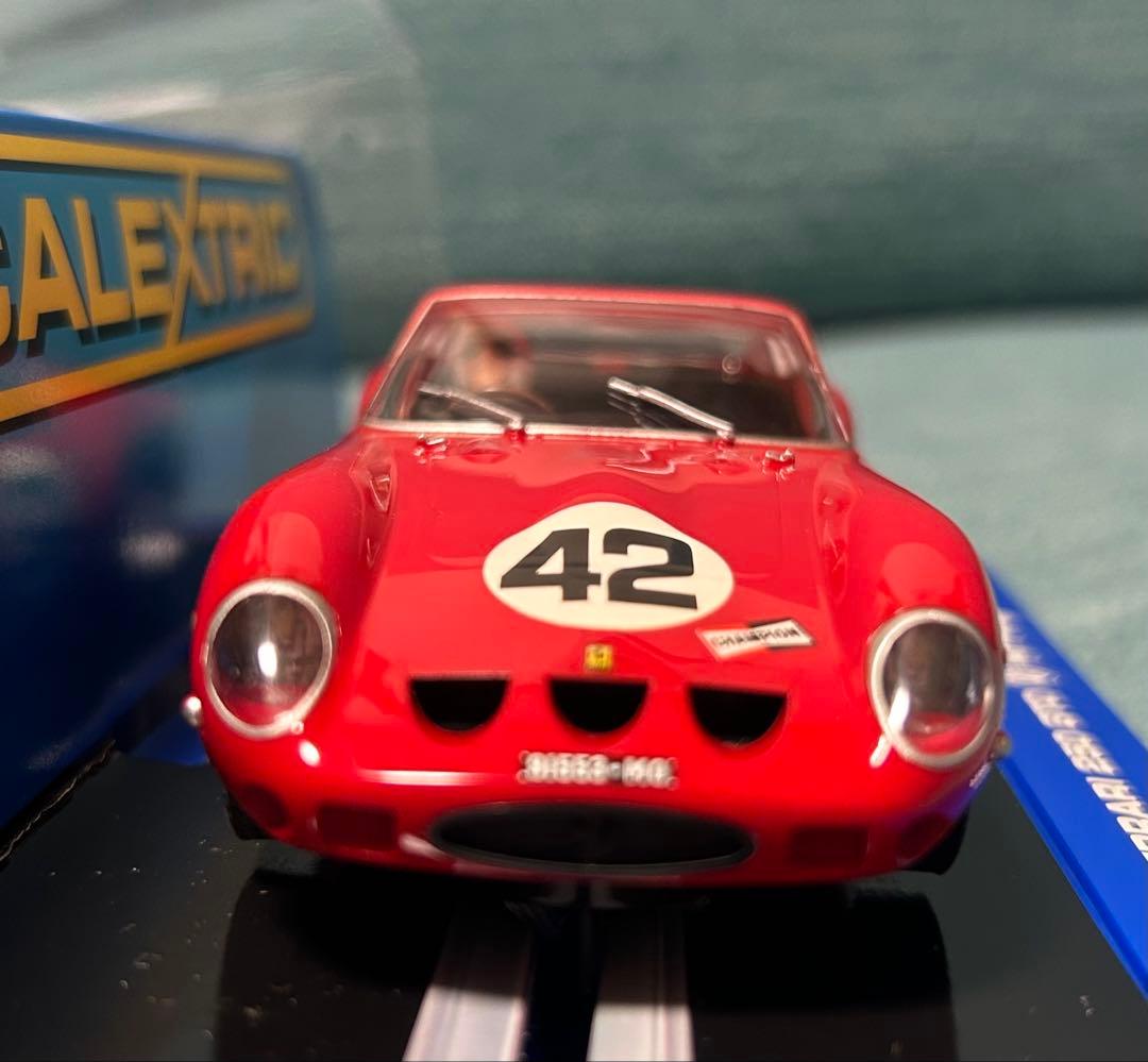 スロットカー フェラーリ 250 GTO 絶版品