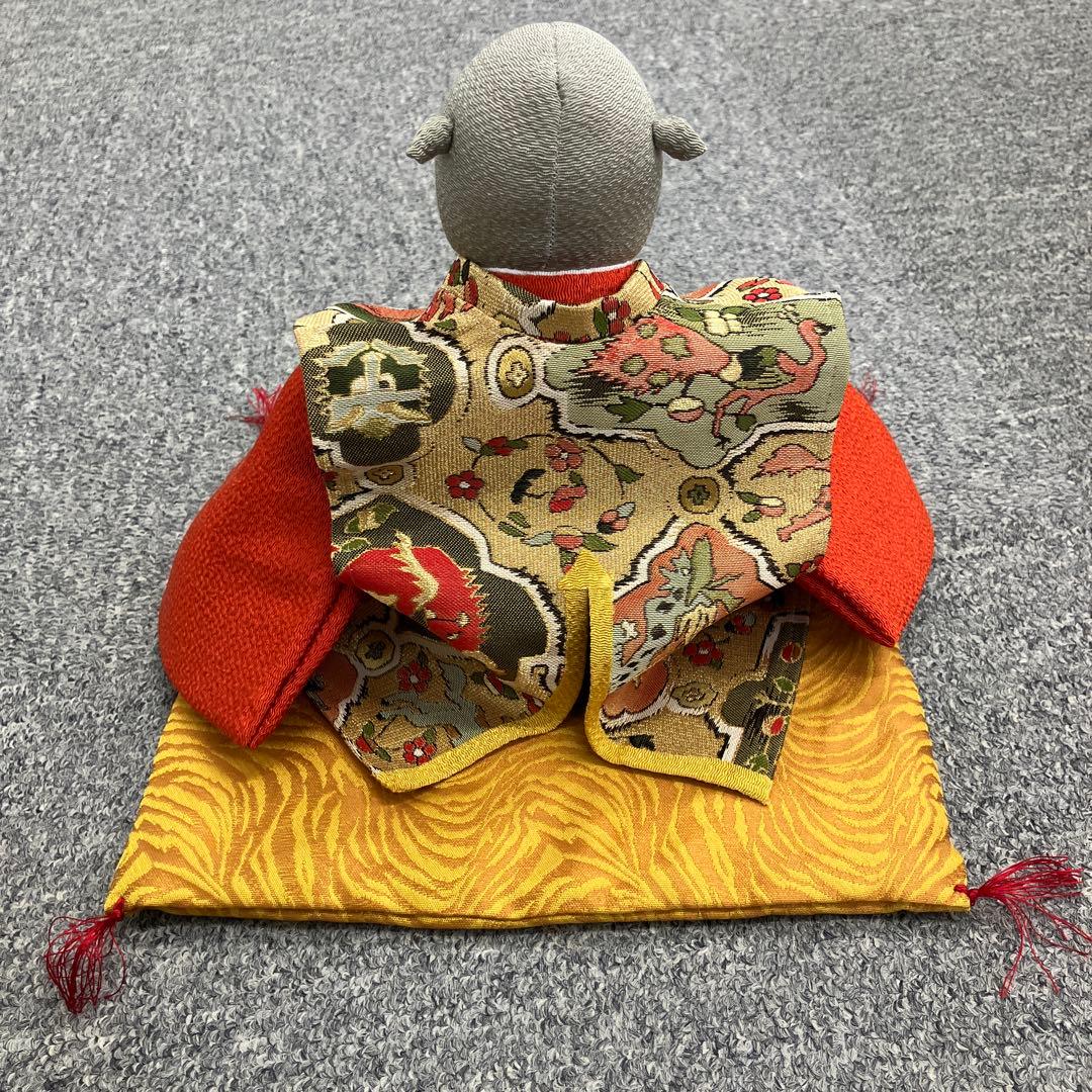 鳥獣文様綴織陣羽織 高台寺所蔵 干支置物 申