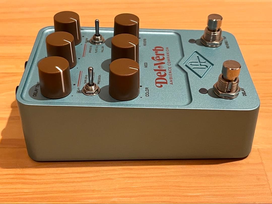 ギター UNIVERSAL AUDIO UAFX Del-Verb