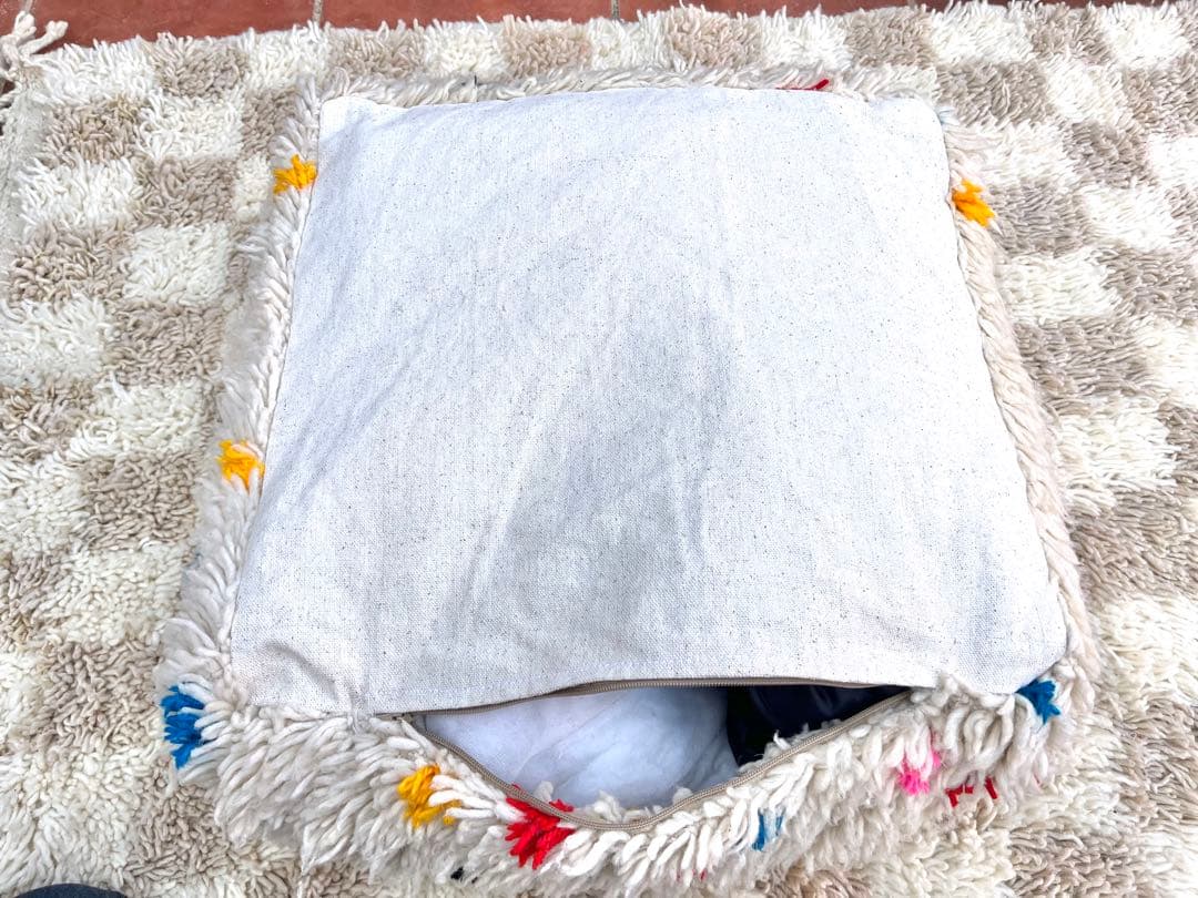 モロッコ　プフ　pouf アジラル　オットマン クッション　ラグ　137