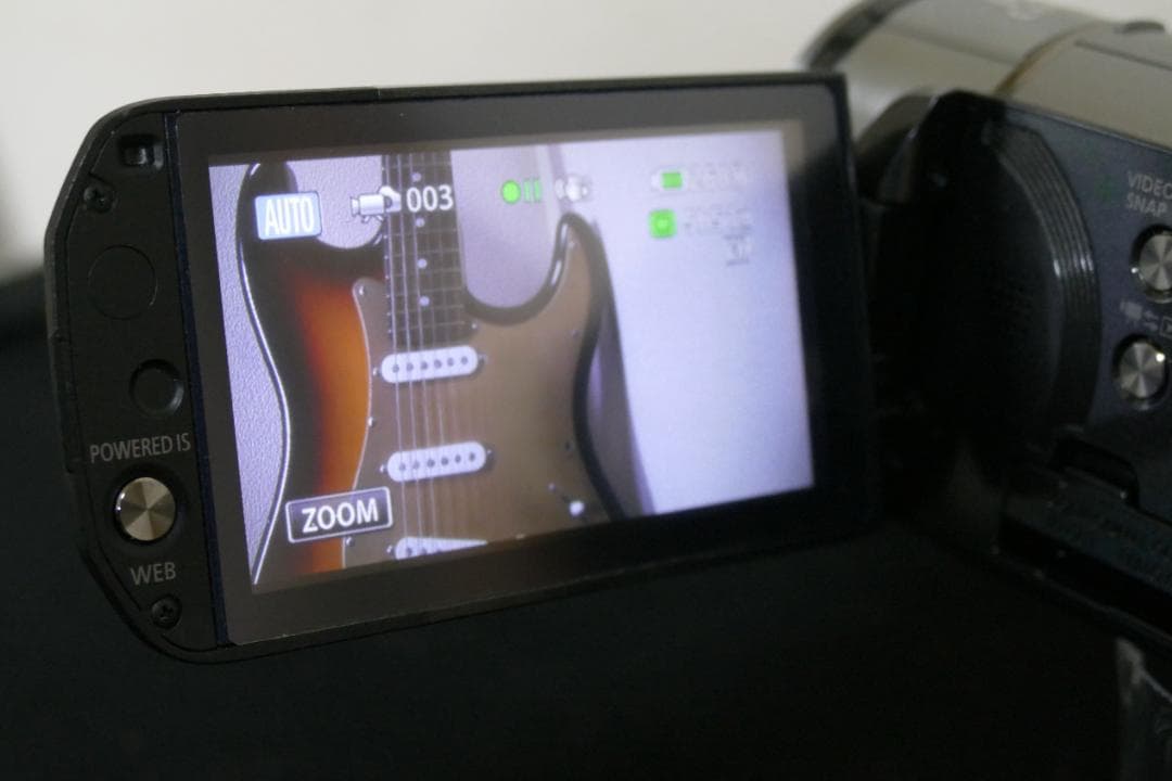 Canon フルHD対応デジタルビデオカメラ　iVIS HF S21（中古）