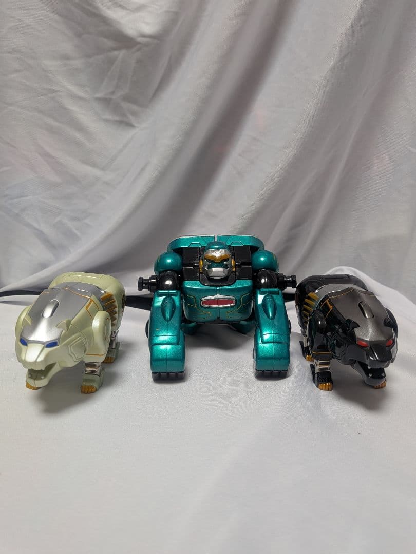 ガオレンジャーDXガオキング ガオゴリラ＆ガオベアー＆ガオポーラー まとめ売り