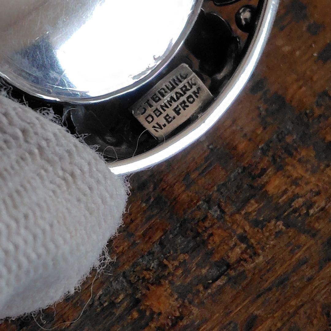 N.E.from シンセティックサファイア シルバー ブローチ ペンダント