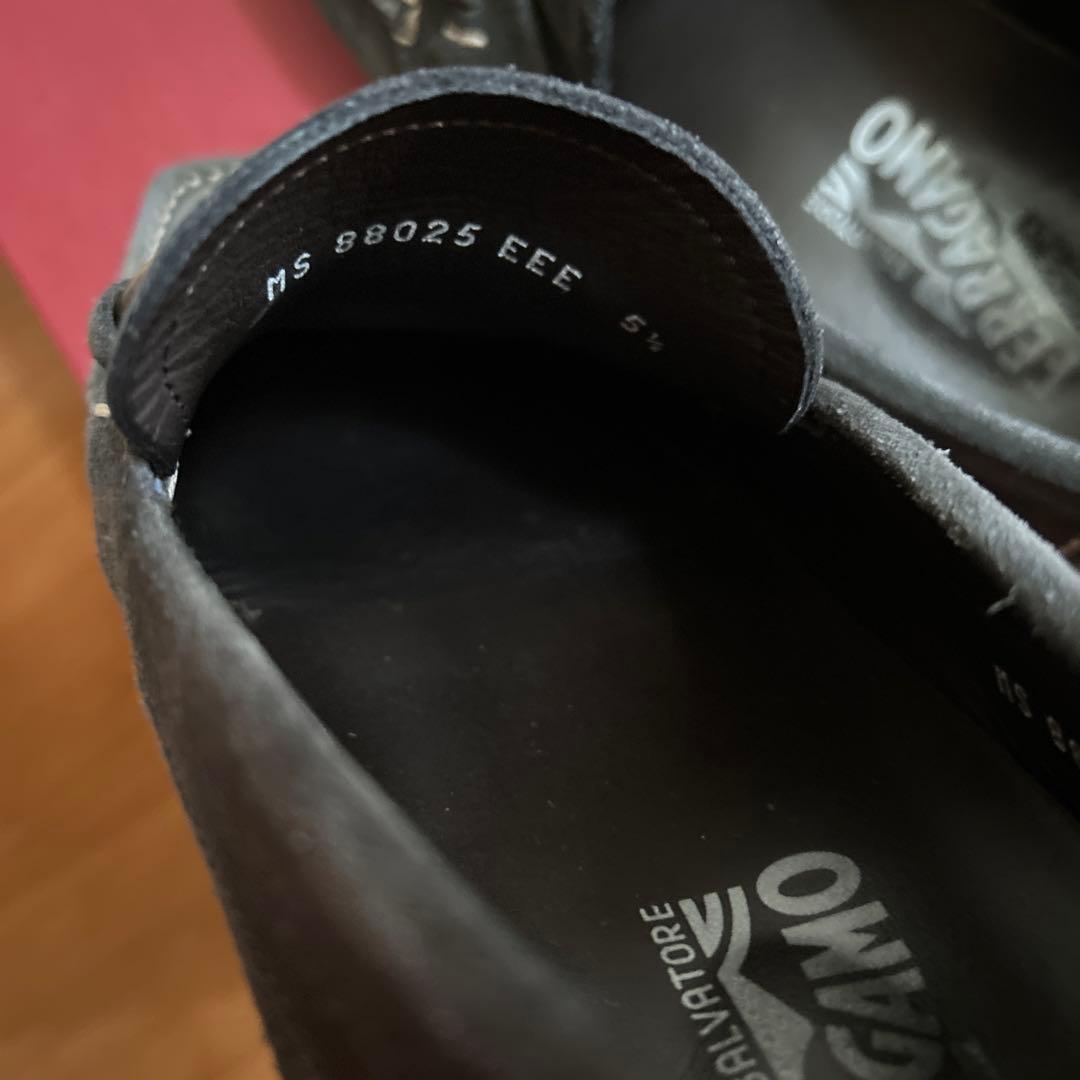 サルヴァトーレフェラガモ ドライビングシューズ　モカシン　PARIGI