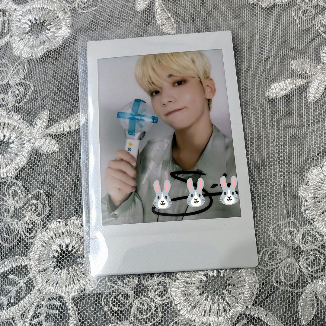 SOOBIN　チェキ　 直筆サイン　フォト　トレカ　TXT　スビン　トゥバ　モア 2026年最新】txt チェキ サイン スビンの人気アイテム - メルカリ