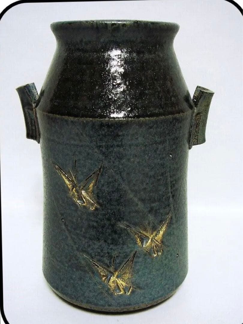 425『蝶 花入 花瓶 共箱』 /骨董品 古美術 古玩 アンティーク 陶瓷多色