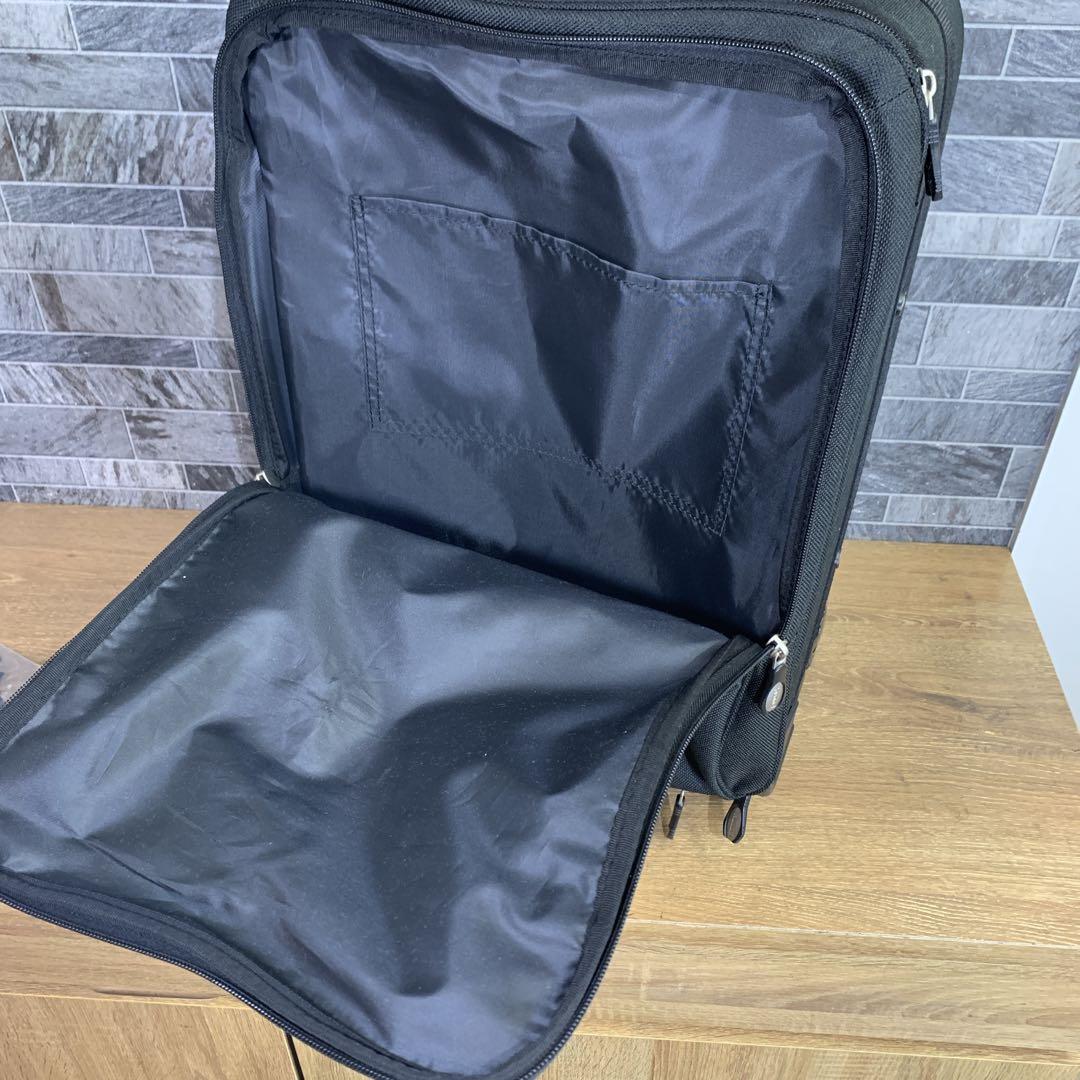 北欧 hummel ヒュンメル キャリーケース 機内持ち込み可能サイズ