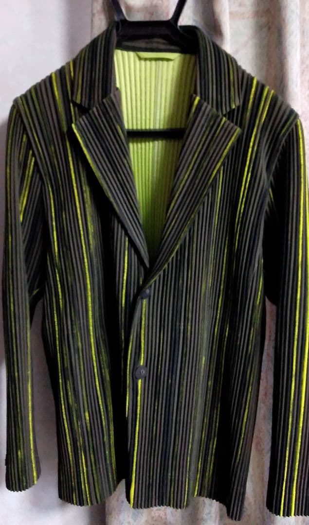 美品オムプリッセイッセイミヤケ☆ポリプリーツジャケットセットアップ