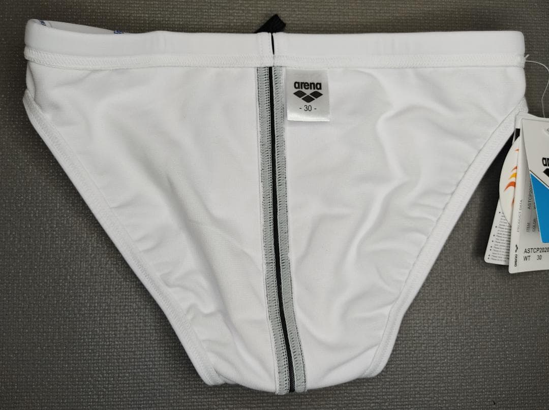 ベスト 【新品】ARENA（アリーナ） 水着 競パン（海外モデル）Mサイズ