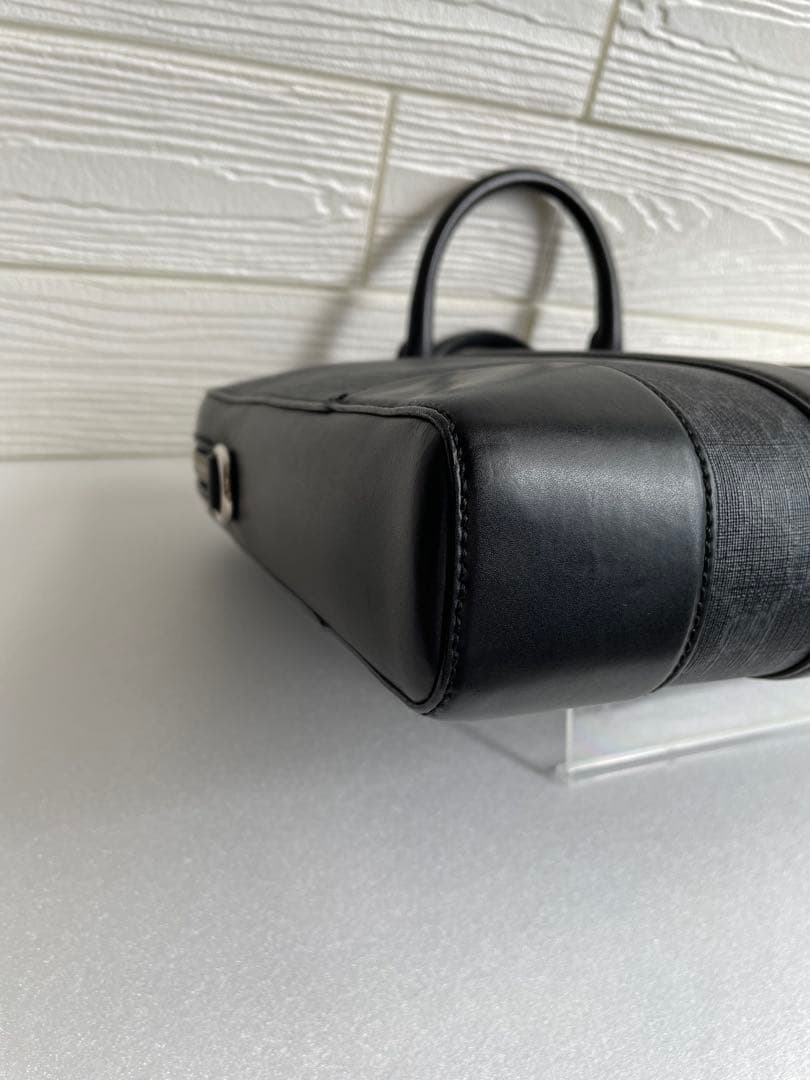 Gucci GGスプリームキャンバス　ビジネスバッグ　ブリーフケース　グッチ