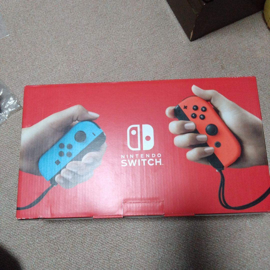 ほぼ未使用に近いNintendo Switch ネオンブルー/ネオンレッド 本体