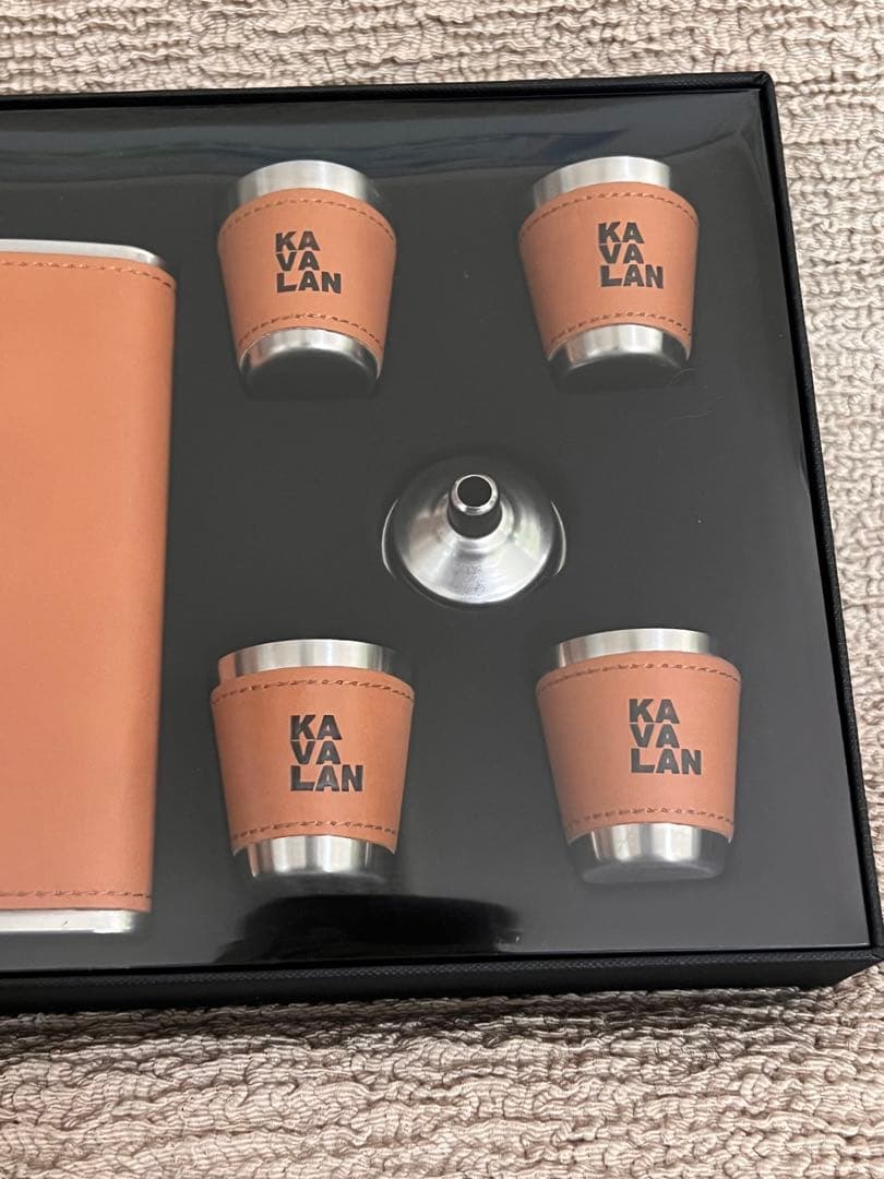 非売品・新品未使用】KAVALAN カバラン スキットル&カップセット