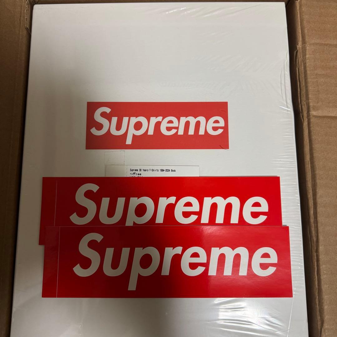 小物 Supreme 30 Years T-Shirts 1994-2024 Book