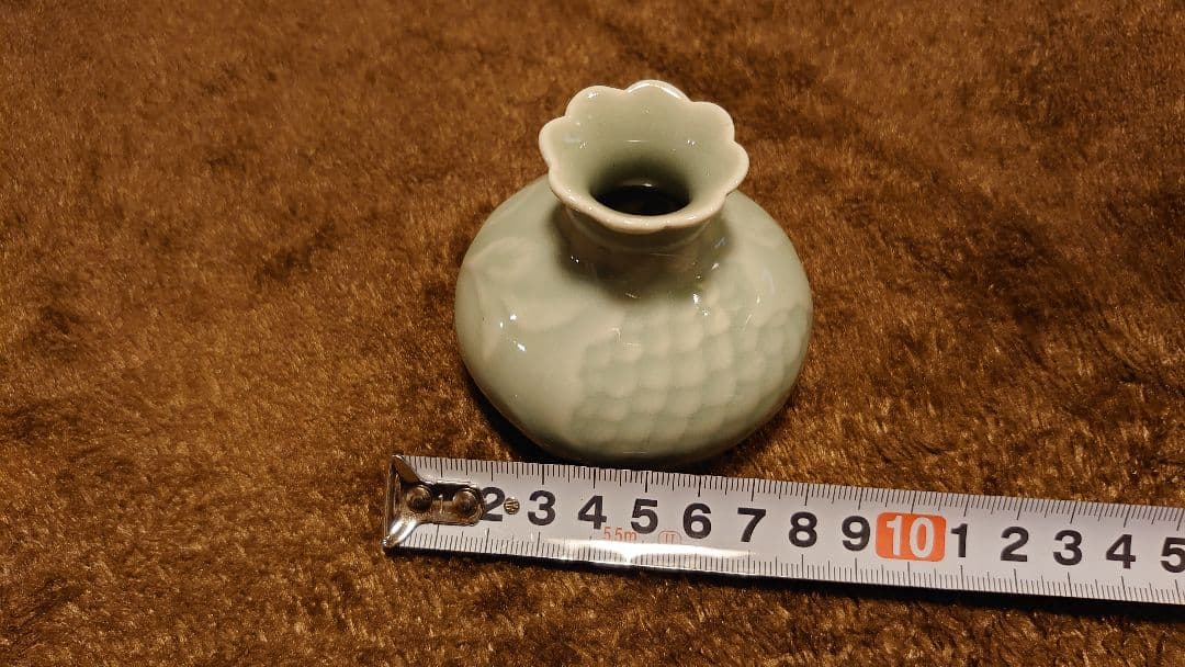 青磁 李朝青磁 陽刻 小壺 花入 蔵出し 1客の通販はau PAY マーケット