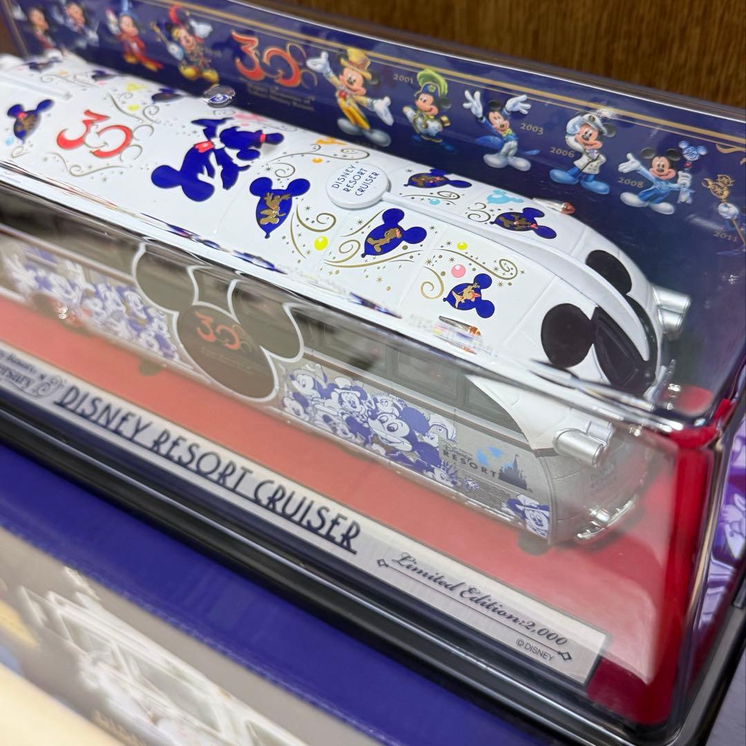 【年末価格！・新品】ディズニーリゾートクルーザー 30周年 限定 箱付 認定書付