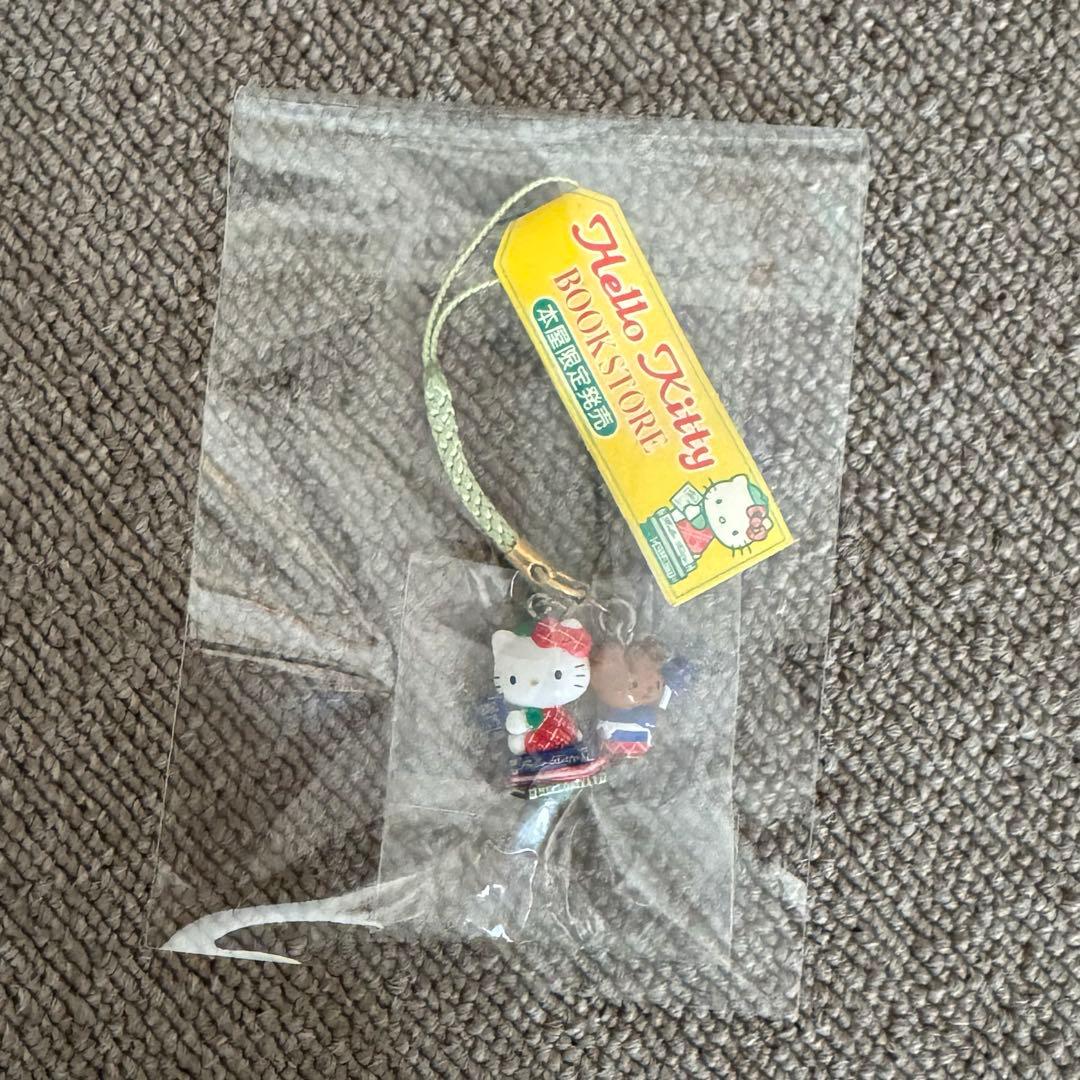 入手困難　ご当地キティ　BOOK STORE/本屋限定 根付 ストラップ　激レア