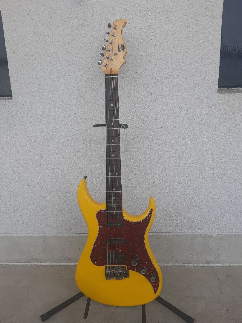 最終値下げレアAXLストラトタイプギター - メルカリ