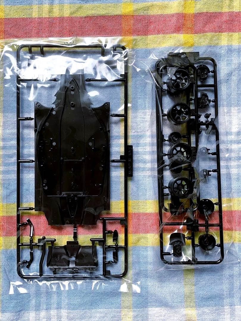 フジミ 1/20 ザウバー・フェラーリ C31 日本グランプリ仕様 - メルカリ