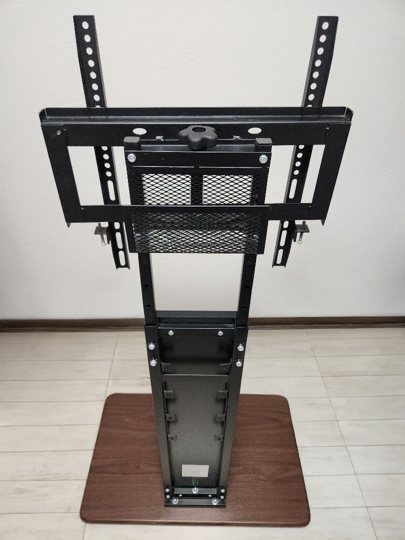 ニトリ ホームテイスト 壁寄せテレビ台 スイング式 SWAT-H