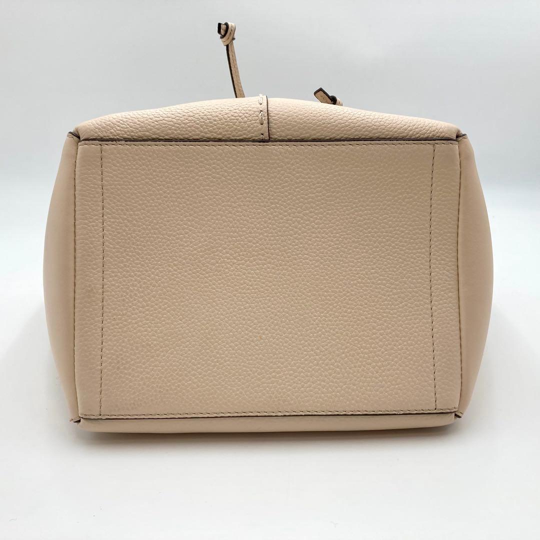 aki.spring✨ トリーバーチ マックグロー ドラゴンフライ バッグ