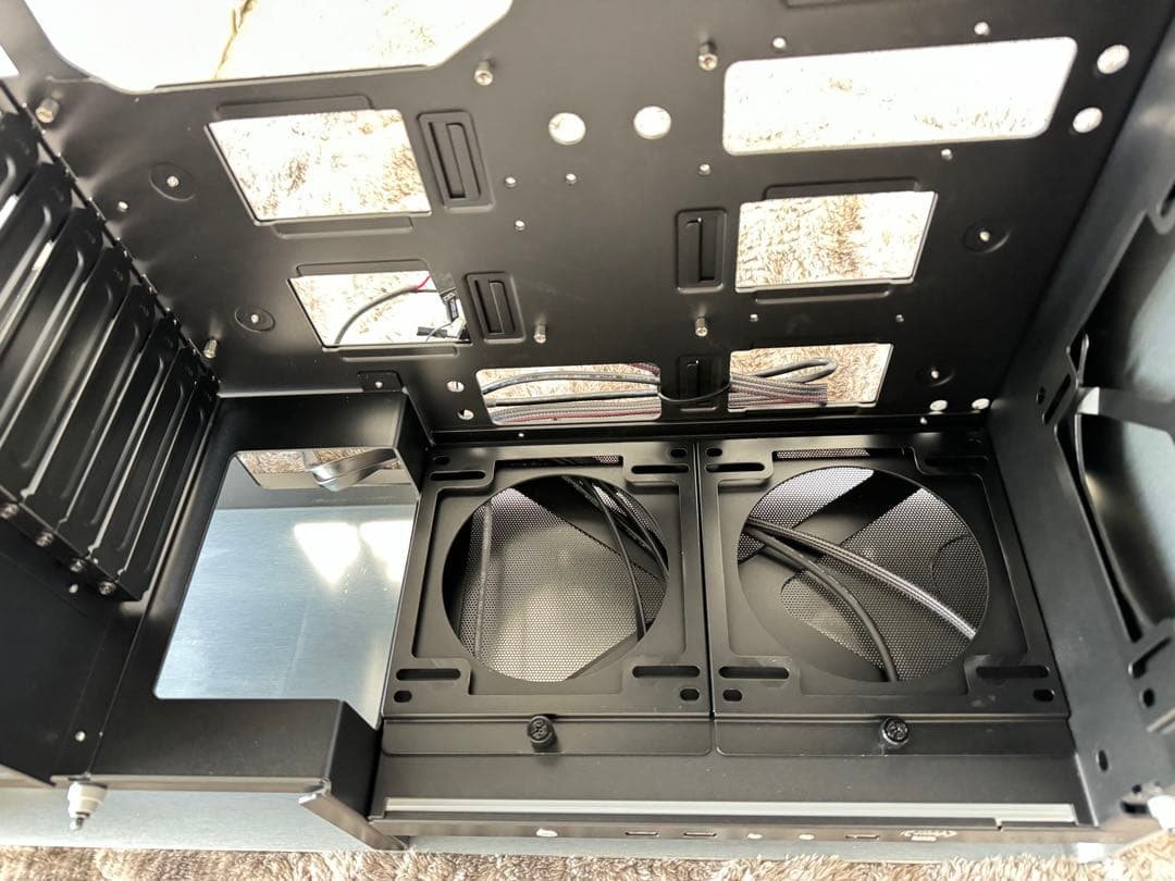 InWin 909C (販売終了品)の通販はau PAY マーケット - 輸入雑貨の