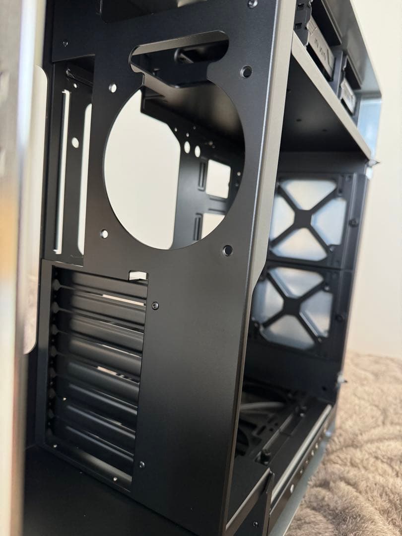 InWin 909C (販売終了品)の通販はau PAY マーケット - 輸入雑貨の