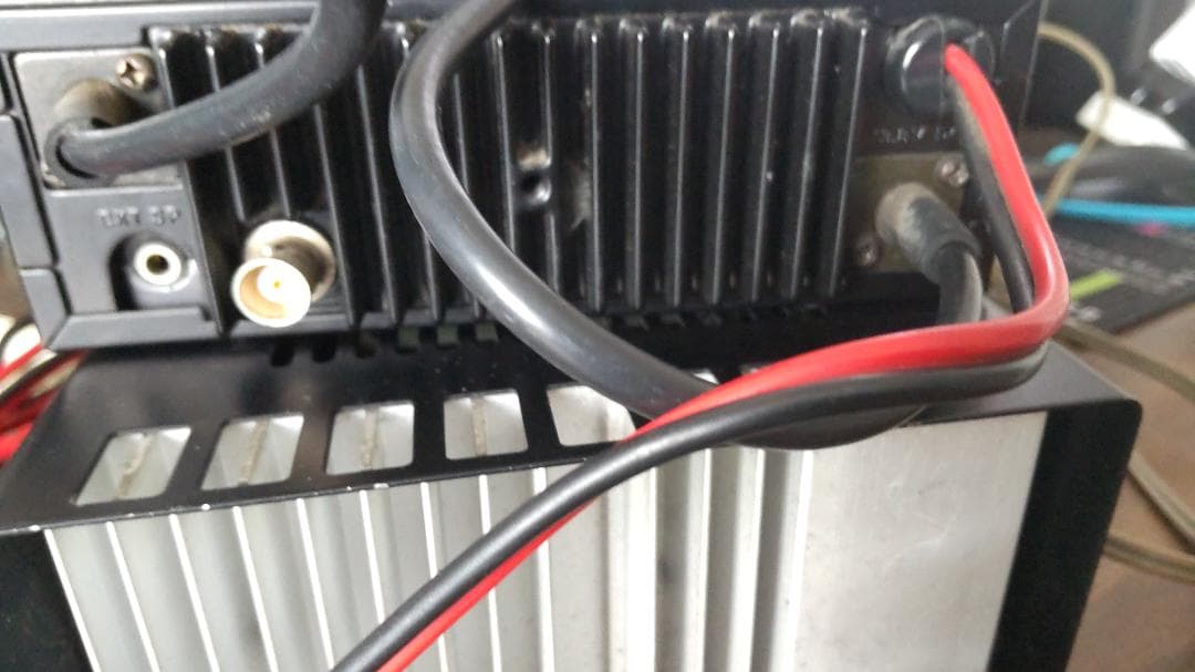 YAESU FT-4700 デュアルバンドトランシーバー YAESU FT-4700 V/U FM