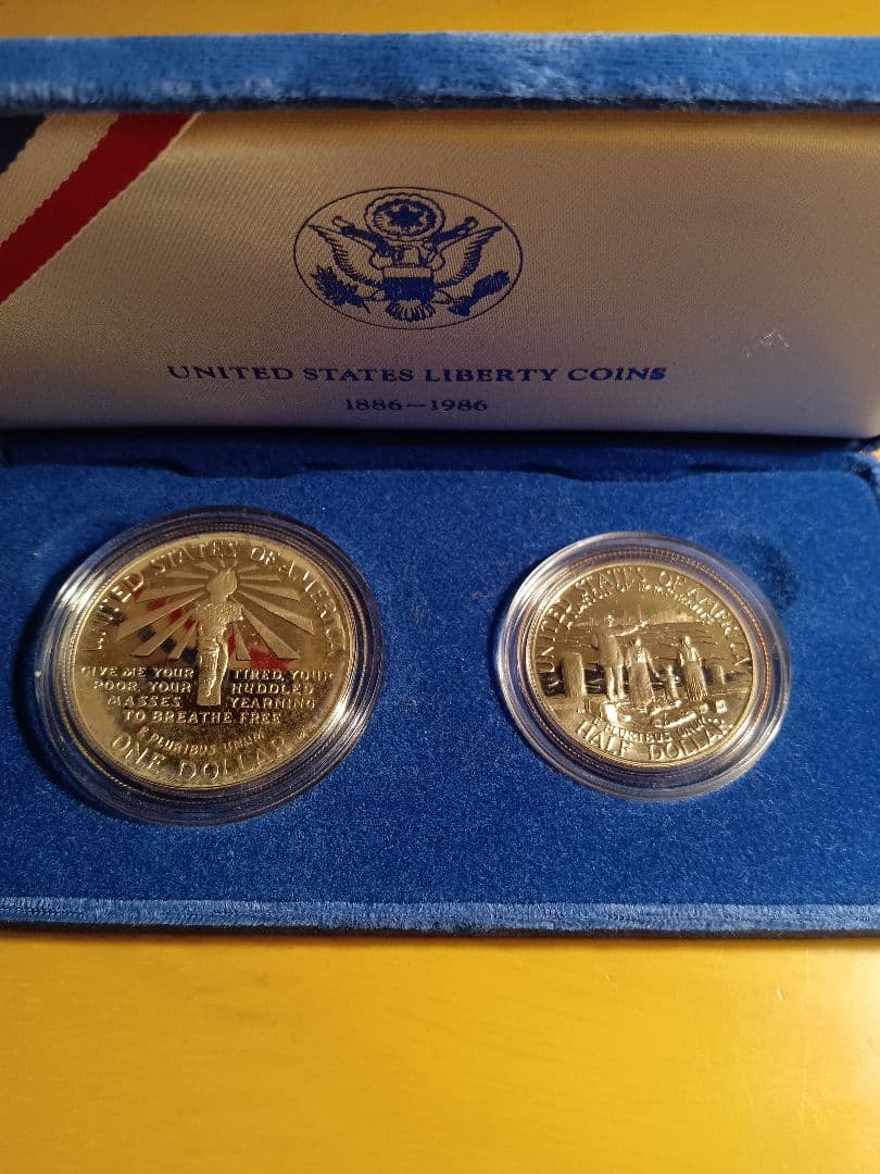 1986年 アメリカ 自由の女神 記念コインセット (銀0.900入り) - メルカリ