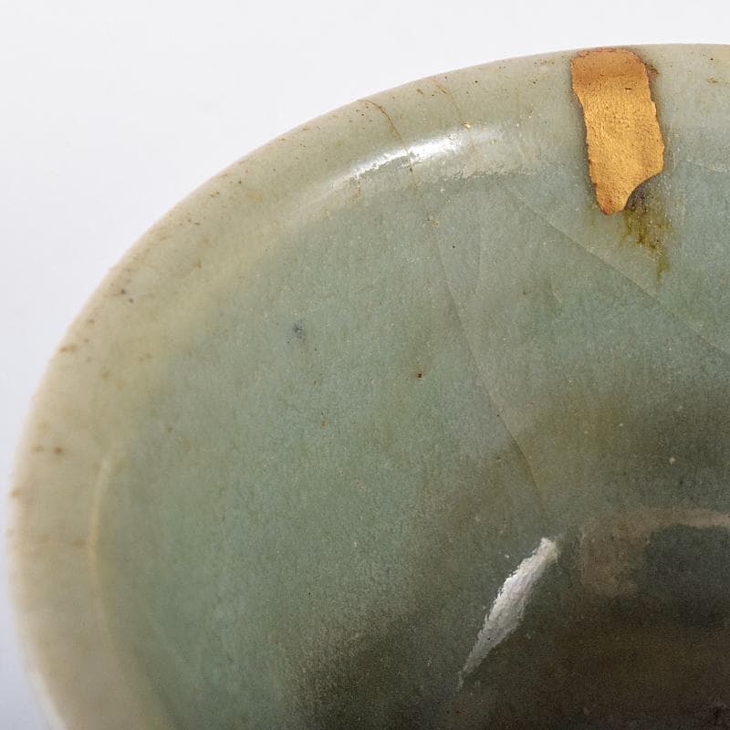 中国 青磁 花文 盃 時代箱付 M R8208