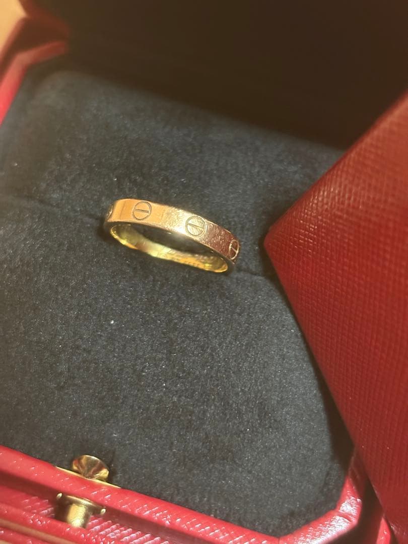 カルティエ　リング