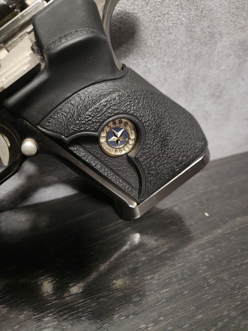 【最終値下げ】デザートイーグル50AEレオンカスタム 限定 バイオハザード