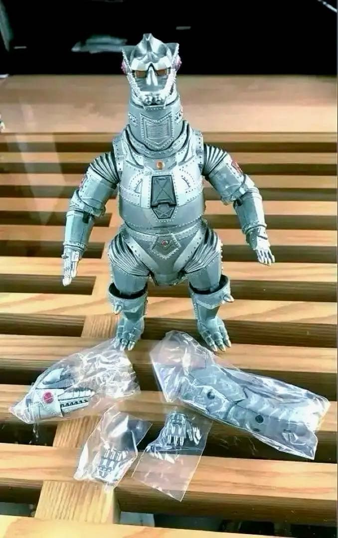 【絶版・完品】 バンダイ超合金 GD-56M メカゴジラ1974 メッキ.ver