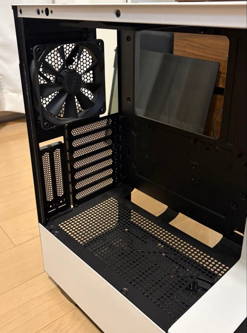 NZXT H510 Elite（ホワイト） 強化ガラス ＋ ラック（希望者のみ）