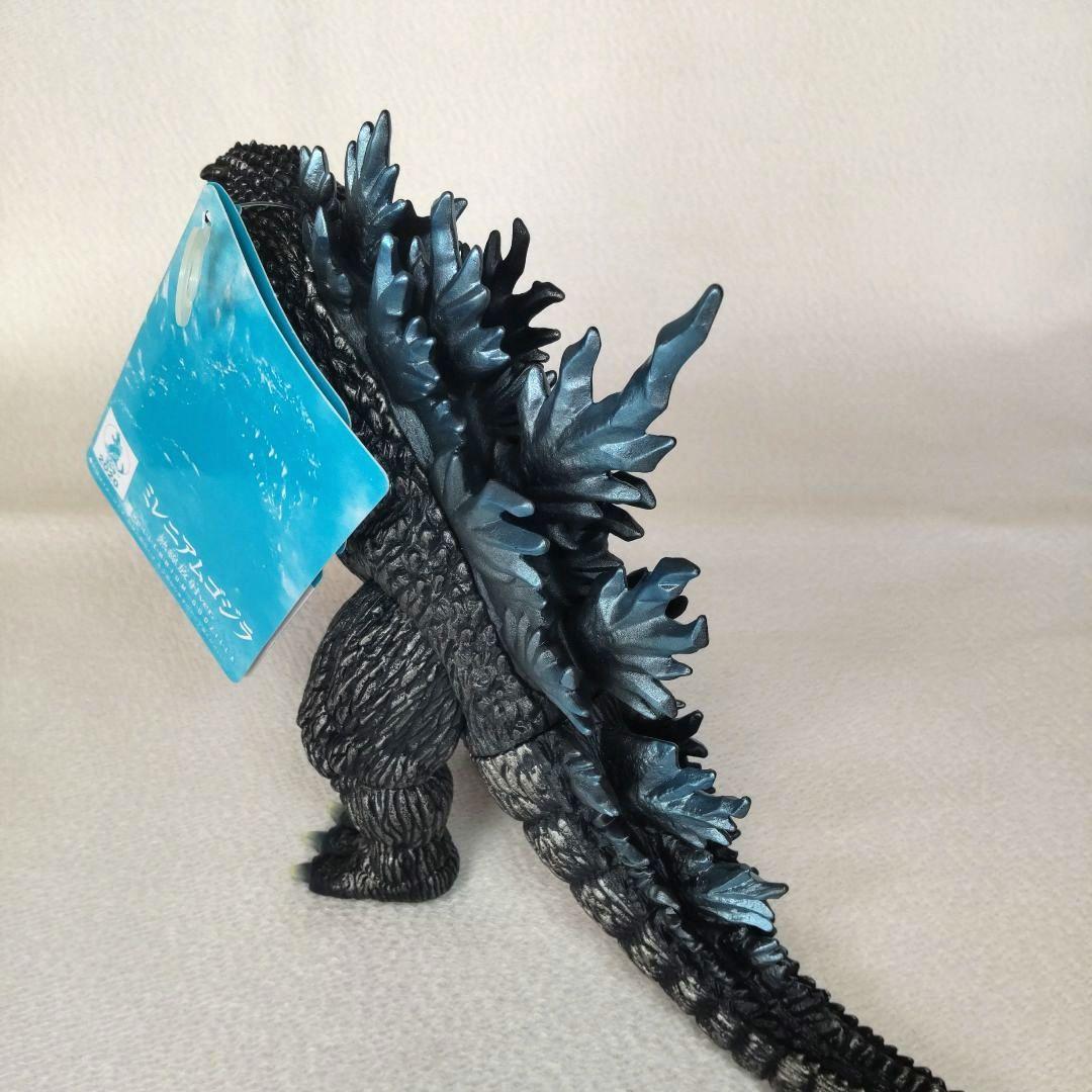 〈タグ付〉ゴジラストア限定 ミレニアムゴジラ 熱線放射Ver.