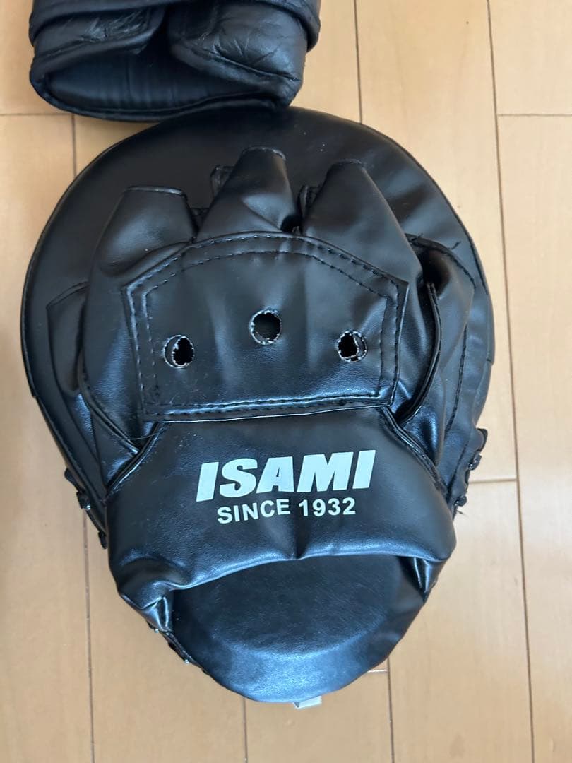 イサミ キックボクシングセット レガース グローブ プロテクター ミット