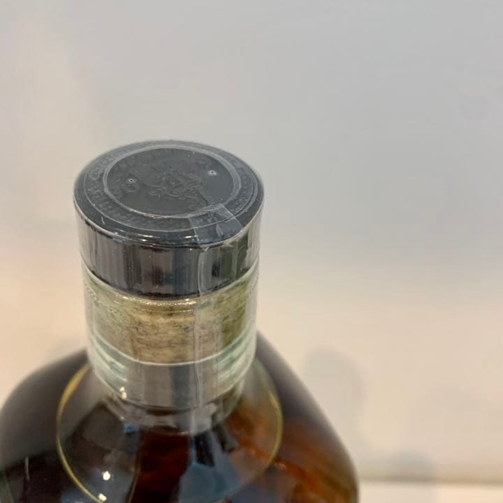 ピーキーブラインダーズ限定版ウイスキー 46% 750ML 新品