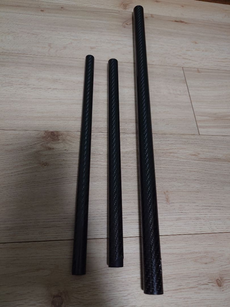 WoodWindDesign(オランダ)のバスクラリネット用カーボンスタンド