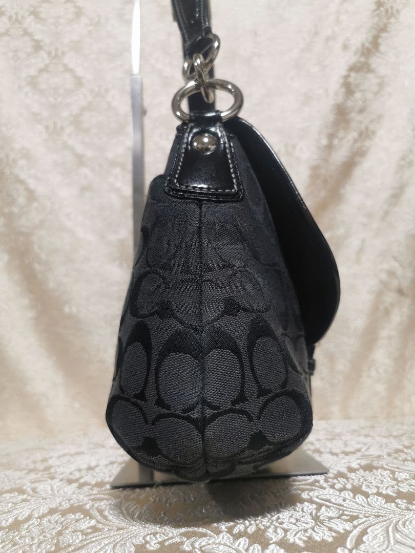 コーチ　シグネチャー　ワン　ショルダーバッグ　ソーホー　F17093