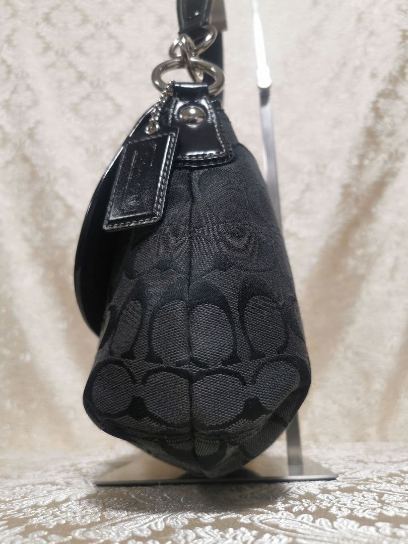 コーチ　シグネチャー　ワン　ショルダーバッグ　ソーホー　F17093