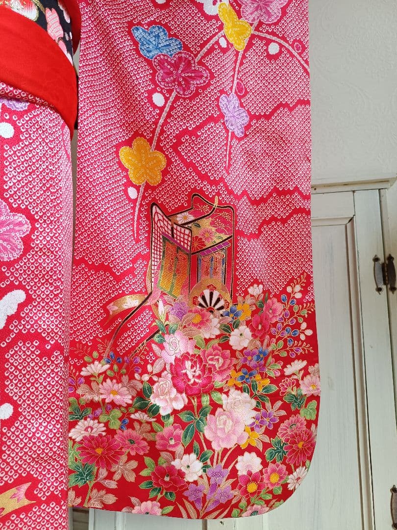 赤に鹿の子模様の着物に作り帯フルセット